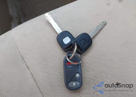 2004 Honda Civic Lx from USA, damaged, VIN 1HGEM22504L064642